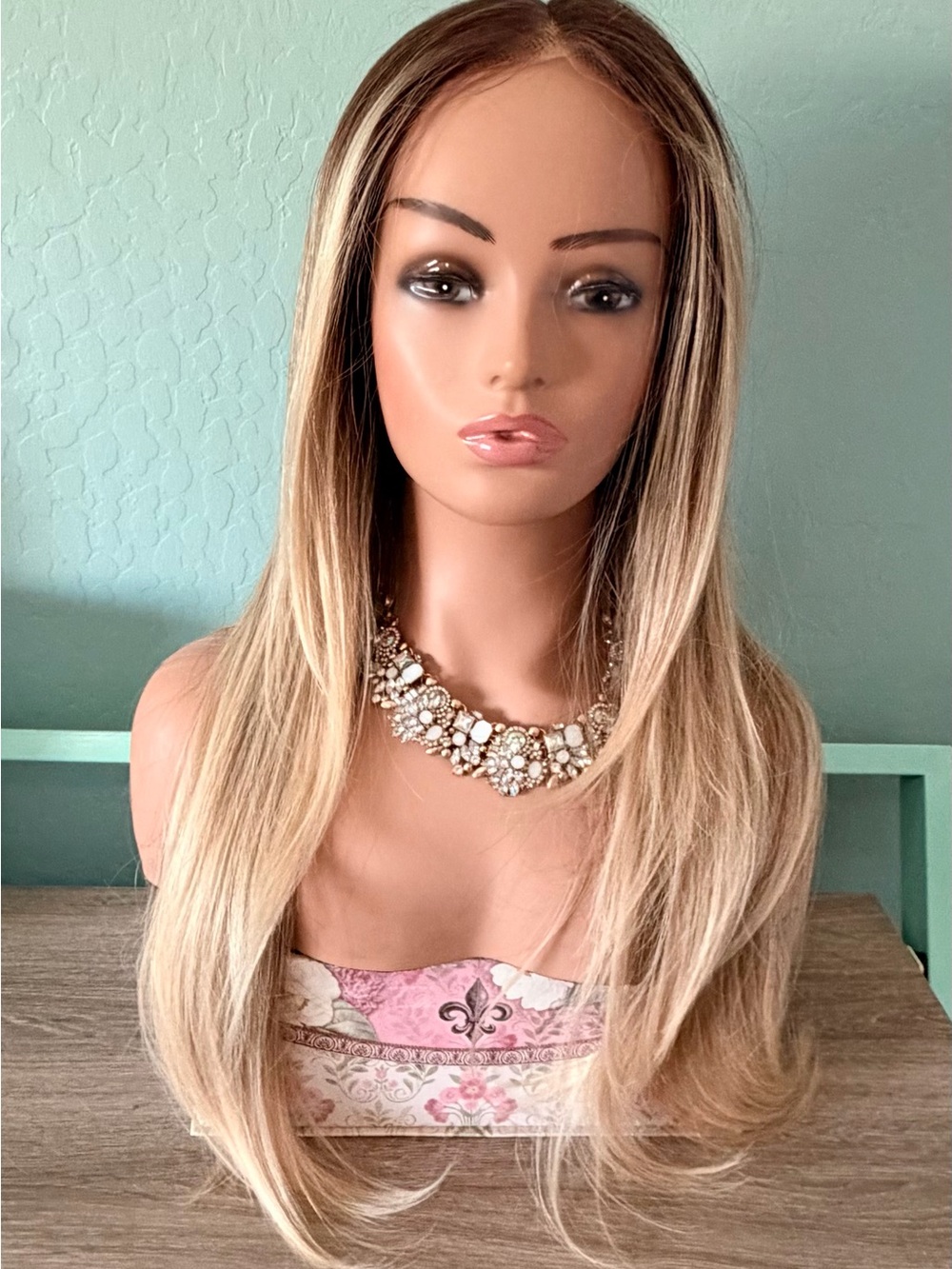 Blonde Long Straight Women's Wig with Subtle Highlights